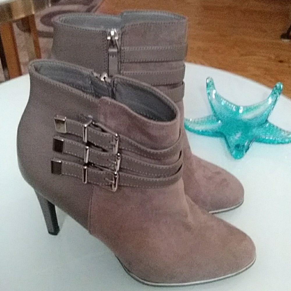 Sam & Libby Heel Booties
